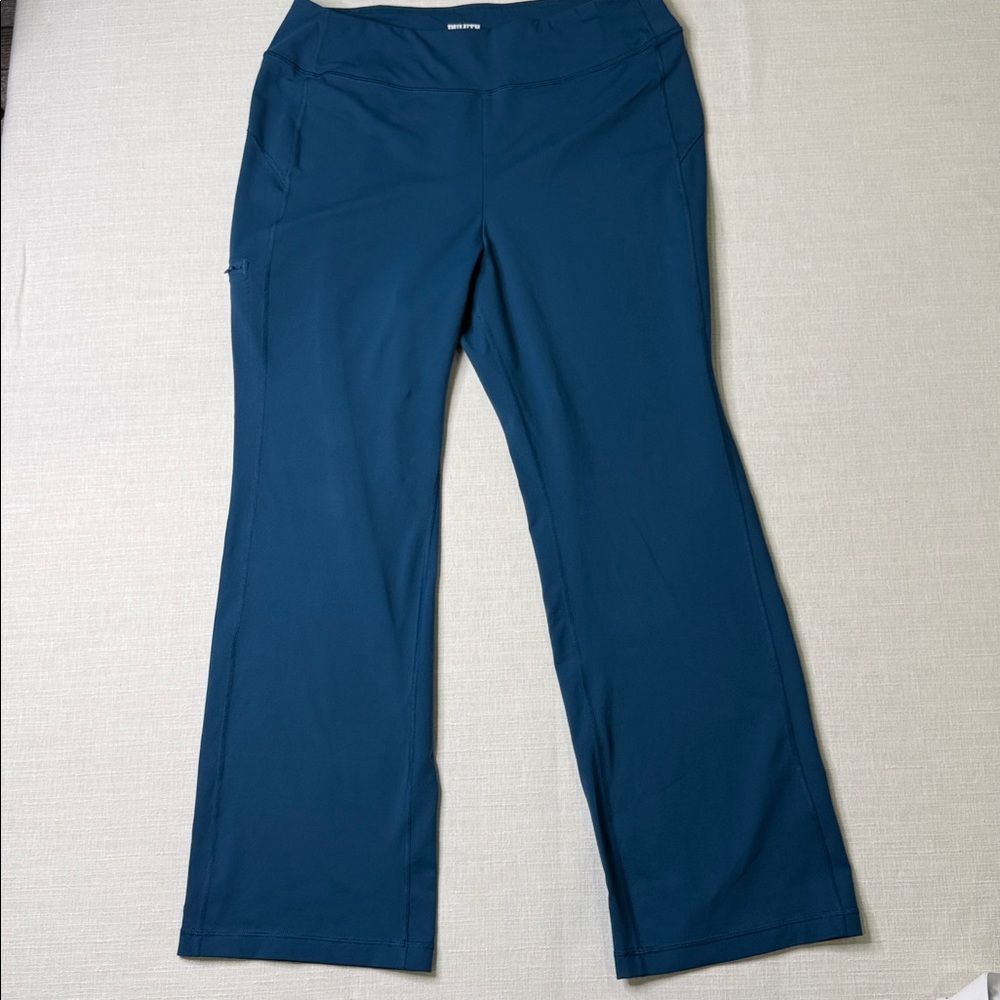 Duluth Trading Co NOGA Classic Pants – Women’s Large (31” Inseam)